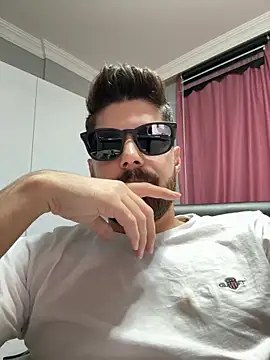 berke3424 online show from 02-07-26, 12:58