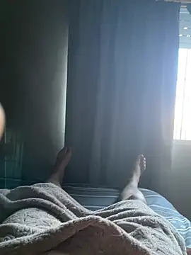 Snapshot of cazadornocturno1997 chatting on 02-12-26, 09:54 cazadornocturno1997 online show from 02-12-26, 09:54