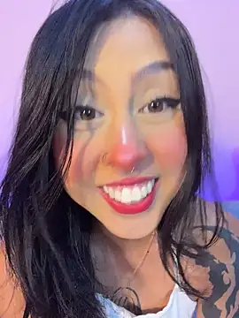 Snapshot of sharonbone chatting on 05-18-26, 04:07 sharonbone online show from 05-18-26, 04:07