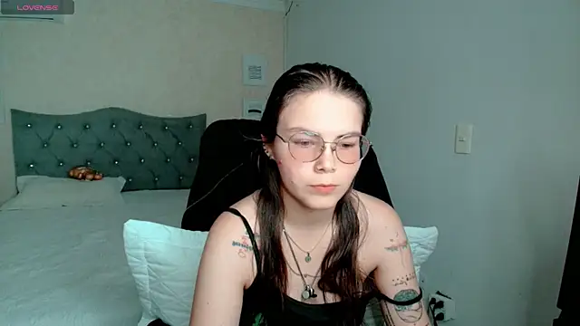 lexalove doll online show from 04-21-26, 12:55