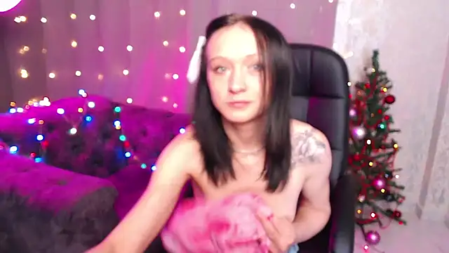 Monaa monna online show from 12-20-25, 06:09