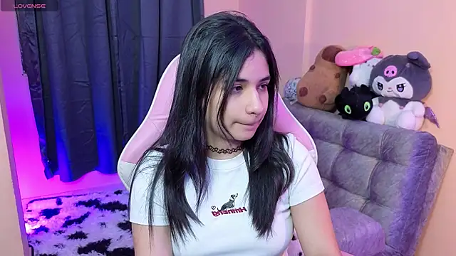 bonnieTaylor1 online show from 04-18-26, 04:27