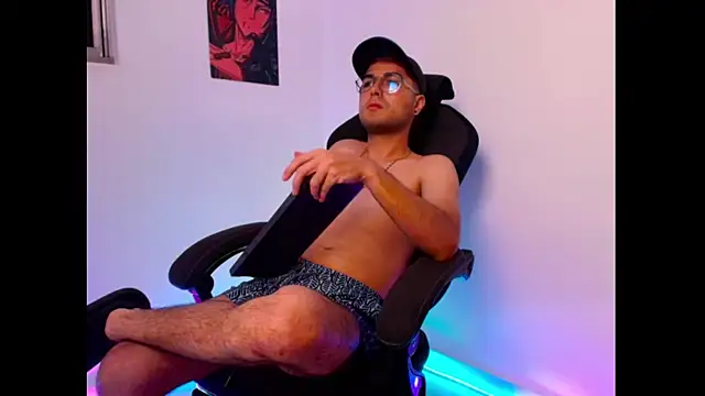 MaverickDrift online show from 12-14-25, 05:24