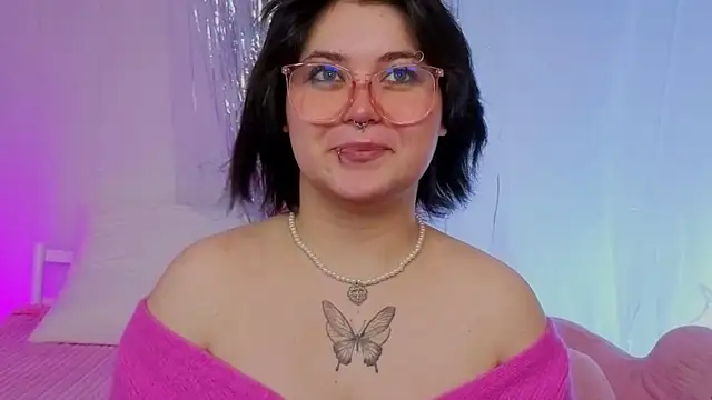 Snapshot of Choee_Bliss chatting on 12-15-25, 08:51 Choee Bliss online show from 12-15-25, 08:51