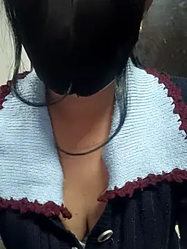 Snapshot of teena-11 chatting on 12-19-25, 03:52 teena-11 online show from 12-19-25, 03:52