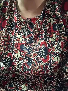 Snapshot of teena-11 chatting on 03-04-26, 02:34 teena-11 online show from 03-04-26, 02:34