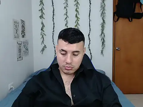 ENZO444  online show from 12-15-25, 03:11