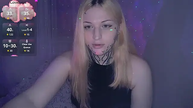 AlexaLaRose2 online show from 12-22-25, 05:37