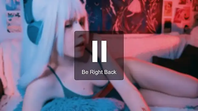 PeacchyPawss online show from 02-04-26, 11:53