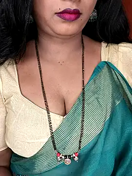 Snapshot of Rachu_love chatting on 05-14-26, 08:54 Rachu love online show from 05-14-26, 08:54