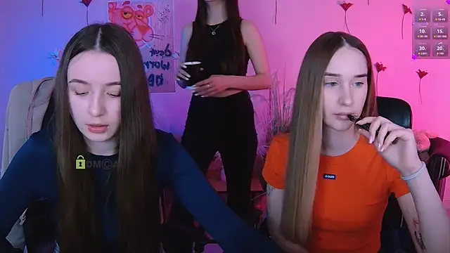 mila firee online show from 04-24-26, 09:01