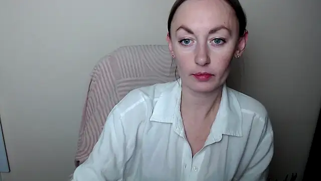 LiaSeass  online show from 02-17-26, 01:18