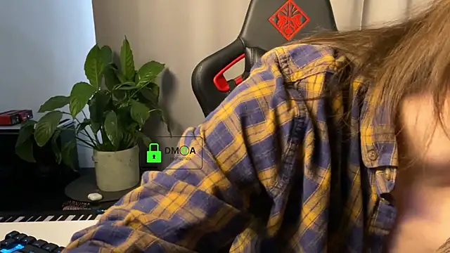 CloudLightt online show from 12-16-25, 11:37