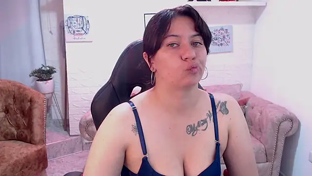 amanda rousee online show from 03-05-26, 03:13