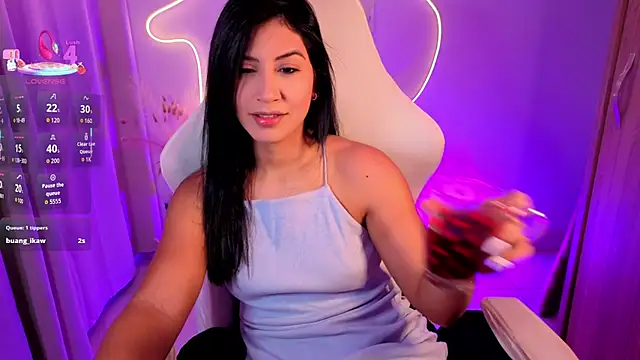 chloebum  online show from 04-01-26, 11:00