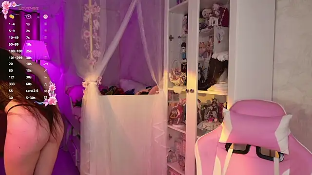 MiraJades online show from 07-16-26, 06:03