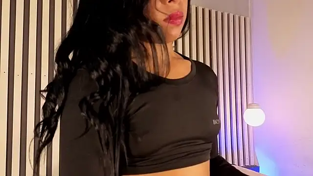 Ariana klarts online show from 05-25-26, 12:22