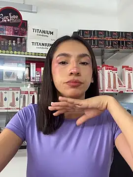 lunaluxury22 online show from 03-06-26, 01:29