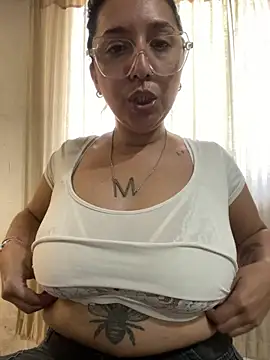 Soy maiaa4 online show from 02-17-26, 03:51