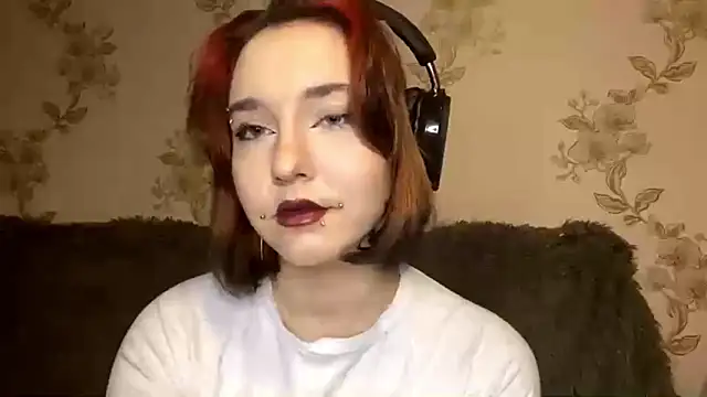 EmilyVeiro online show from 03-08-26, 05:39