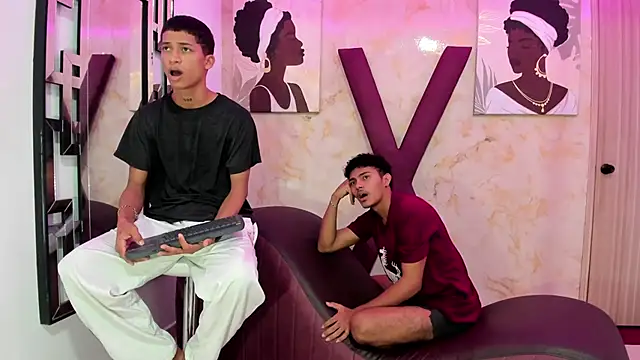 DIAMOND BLACKS online show from 12-23-25, 07:17