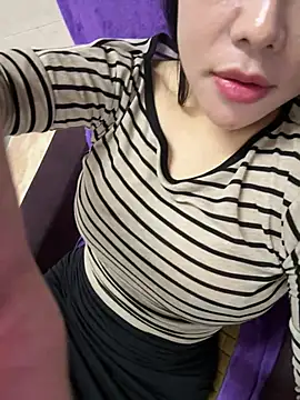 lavi-cute online show from 05-30-26, 07:33