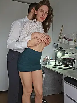 Snapshot of Lovebackground chatting on 12-16-25, 10:09 Lovebackground online show from 12-16-25, 10:09