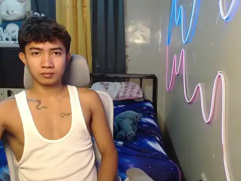 Ur hottestjonny online show from 06-20-26, 12:58