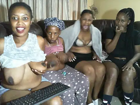 Caramel-goddess18 online show from 03-06-26, 12:34