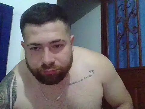 hammerwhite01 online show from 12-15-25, 01:26