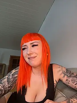 ScarletVixenLive online show from 02-18-26, 02:57