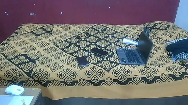 Snapshot of Lovelycouple25 chatting on 07-07-26, 06:47 Lovelycouple25 online show from 07-07-26, 06:47