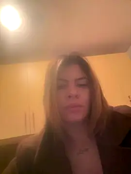 Snapshot of TianaMort chatting on 12-16-25, 09:25 TianaMort online show from 12-16-25, 09:25