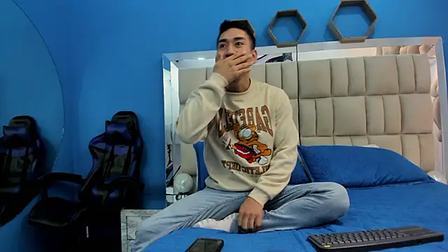 Snapshot of matias_jeong chatting on 03-08-26, 01:15 matias jeong online show from 03-08-26, 01:15