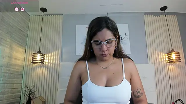 Snapshot of scarletbaker__ chatting on 01-09-26, 07:15 scarletbaker online show from 01-09-26, 07:15