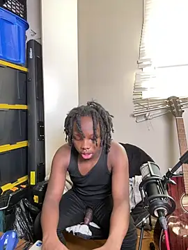 YourLittleBoyfriend online show from 02-12-26, 08:48