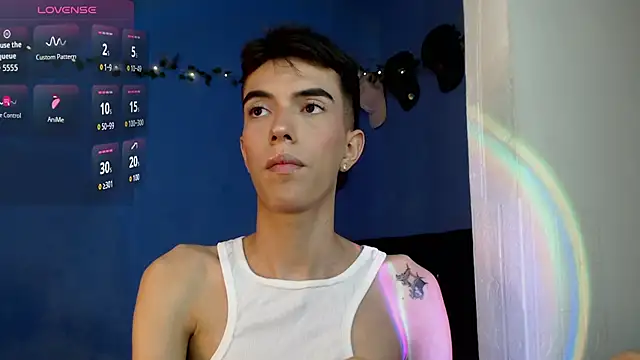 Juan Gomezz26 online show from 06-22-26, 12:24
