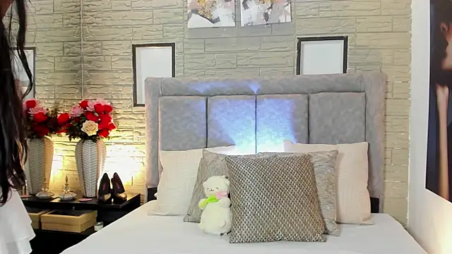 LanaRouse online show from 03-06-26, 03:08