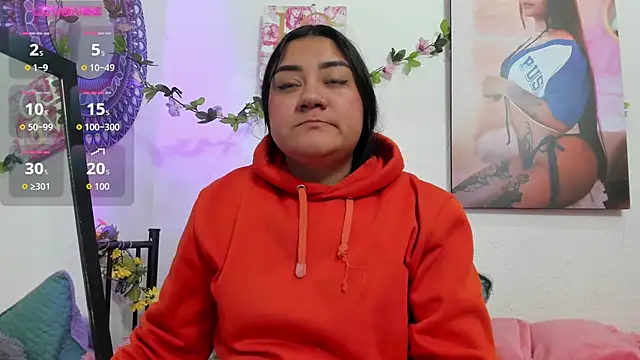 Hanna moore10 online show from 04-10-26, 08:57