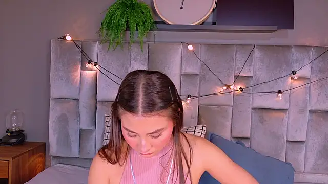 Miia Anderson online show from 03-19-26, 11:58