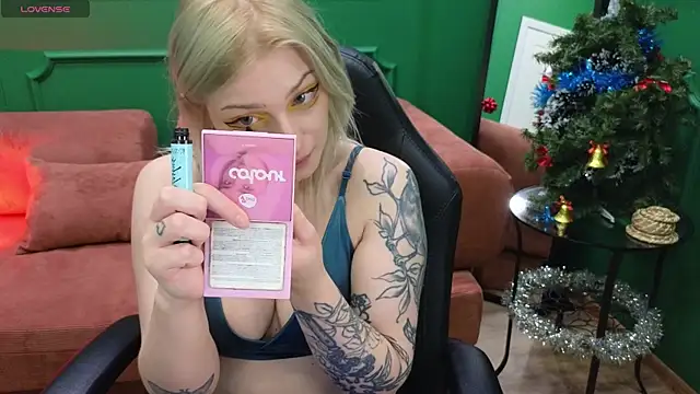 Aska Asami online show from 12-16-25, 10:04