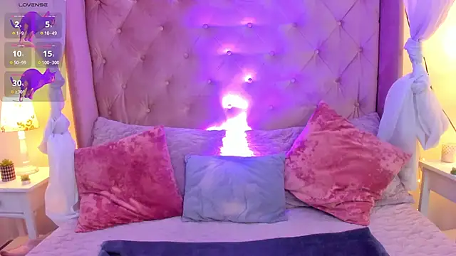 Missslynnn online show from 04-24-26, 06:05