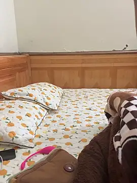 Snapshot of cana5522 chatting on 02-15-26, 12:18 cana5522 online show from 02-15-26, 12:18