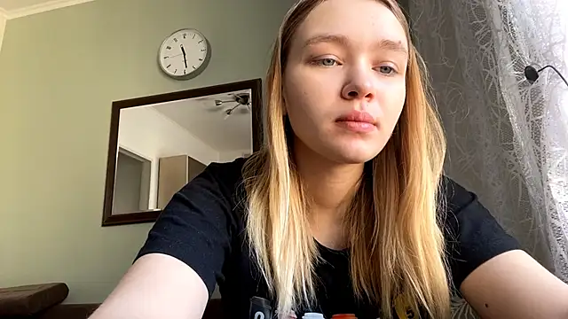 Snapshot of Leifuture chatting on 02-05-26, 04:28 Leifuture online show from 02-05-26, 04:28