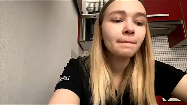 Snapshot of Leifuture chatting on 02-12-26, 07:14 Leifuture online show from 02-12-26, 07:14