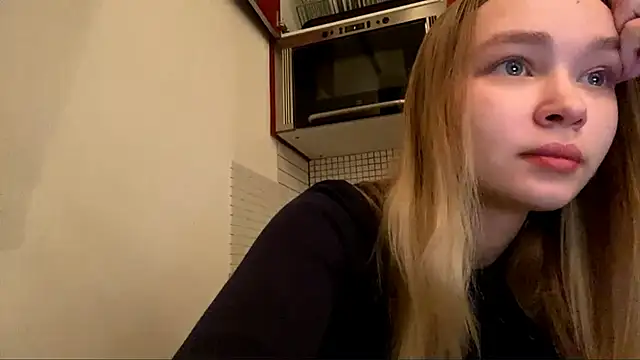 Snapshot of Leifuture chatting on 02-19-26, 05:14 Leifuture online show from 02-19-26, 05:14