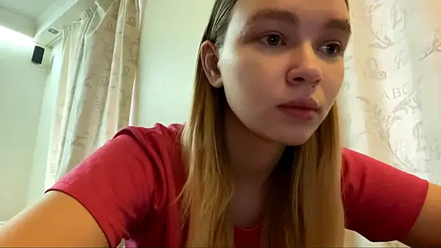 Snapshot of Leifuture chatting on 02-28-26, 01:45 Leifuture online show from 02-28-26, 01:45