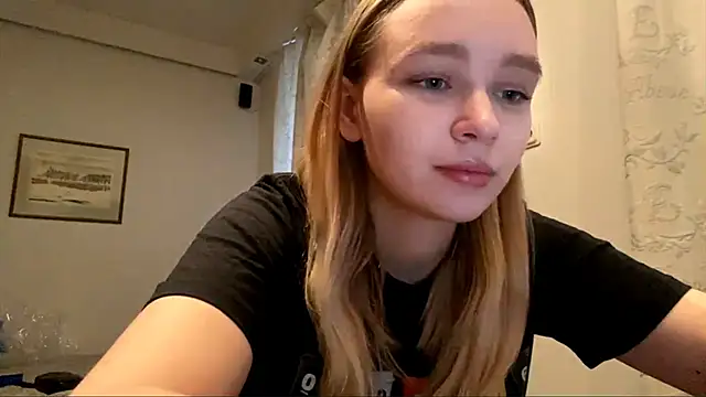 Snapshot of Leifuture chatting on 03-02-26, 05:41 Leifuture online show from 03-02-26, 05:41