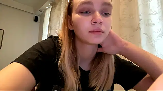 Snapshot of Leifuture chatting on 03-02-26, 07:15 Leifuture online show from 03-02-26, 07:15