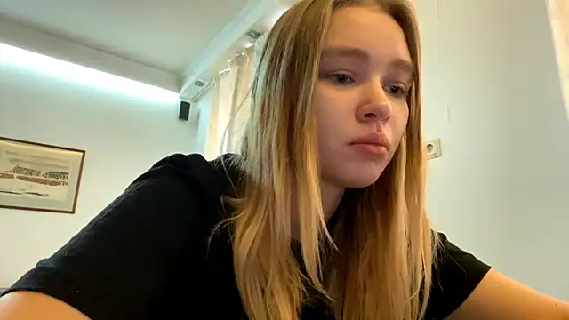 Snapshot of Leifuture chatting on 03-11-26, 09:48 Leifuture online show from 03-11-26, 09:48